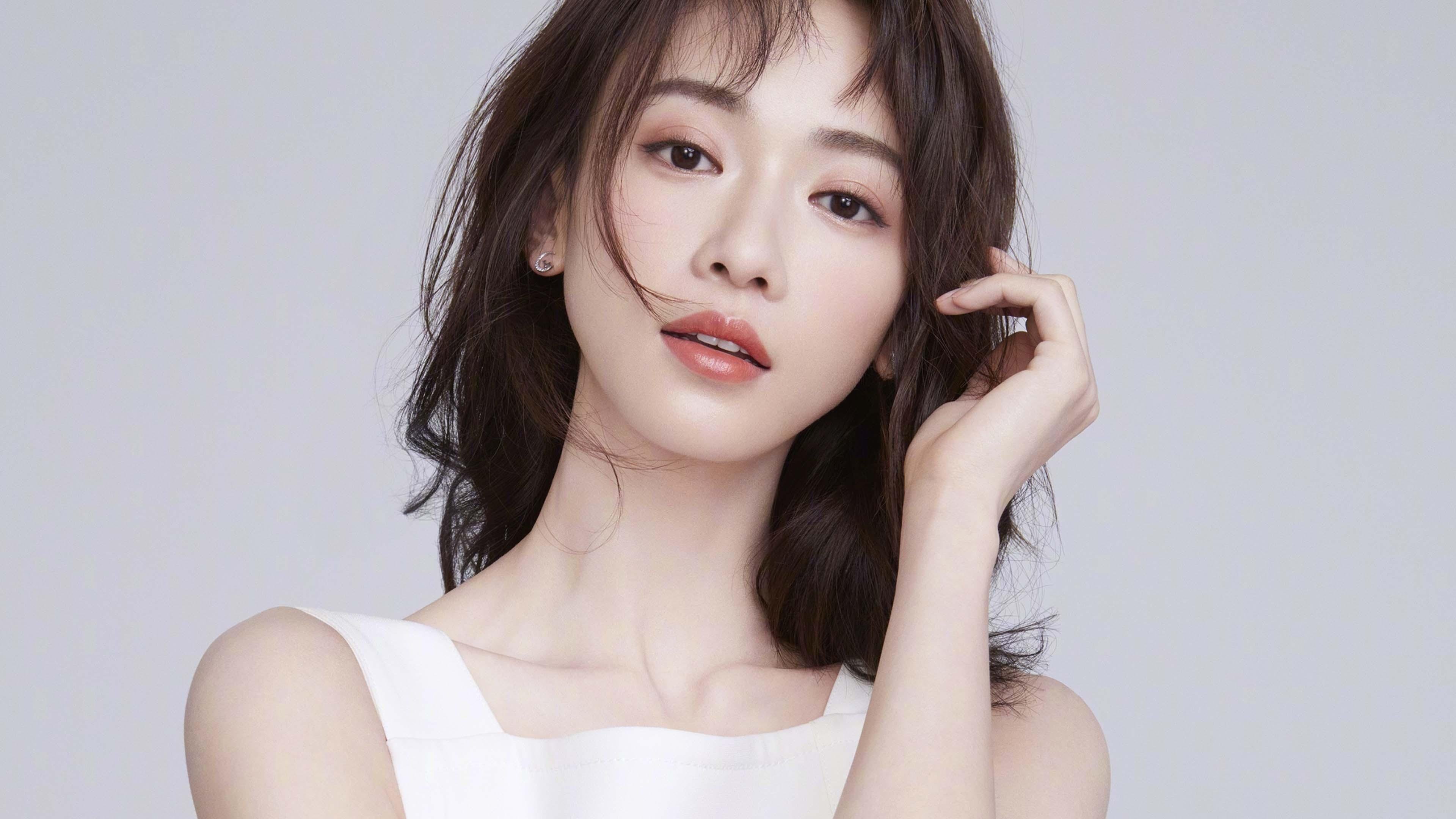 _水上摩托花式表演:速度与激情的完美结合_,水上摩托表演视频