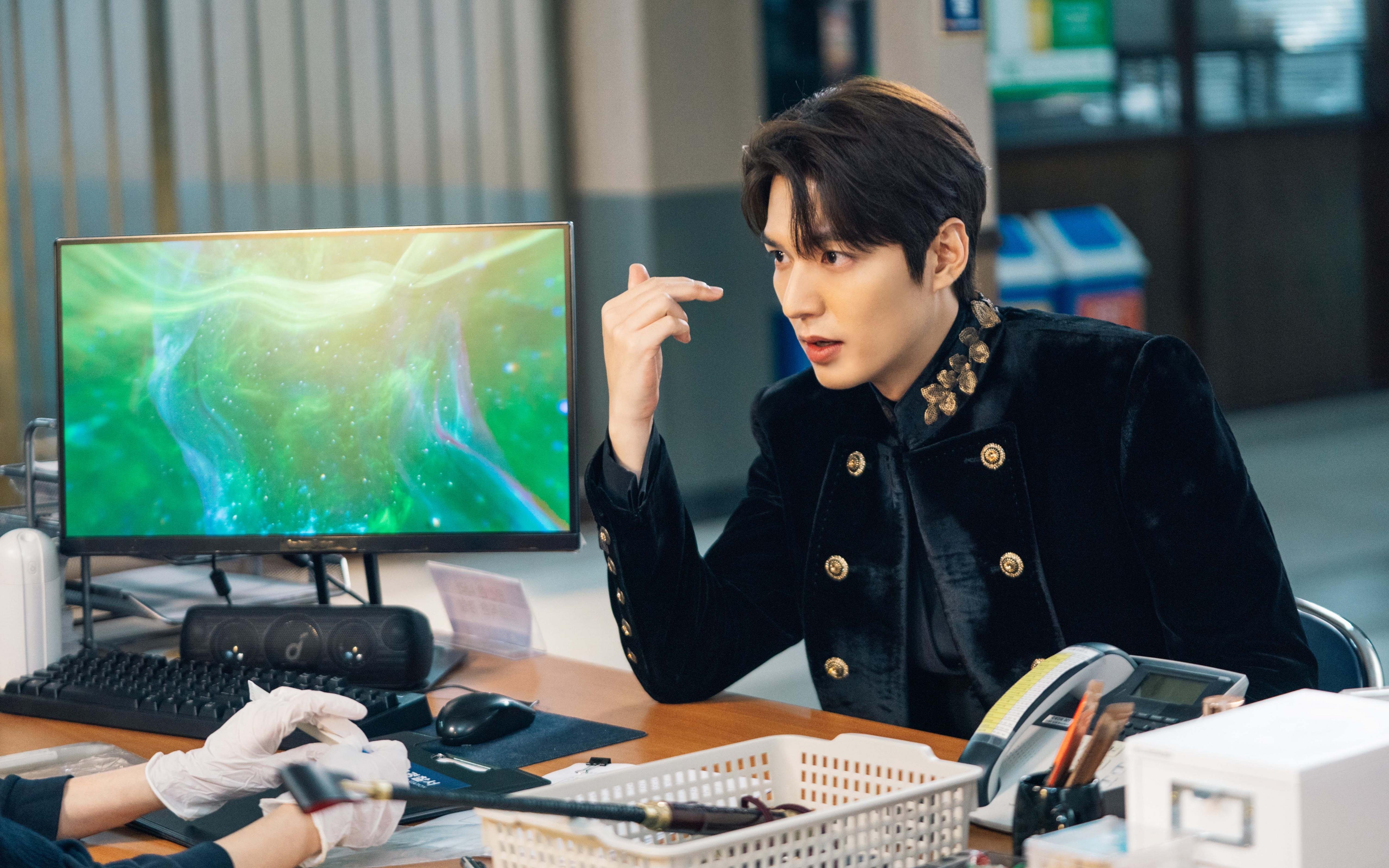 九游网页版官网-奥地利女足队奋勇争先，一路领先，奥地利男足