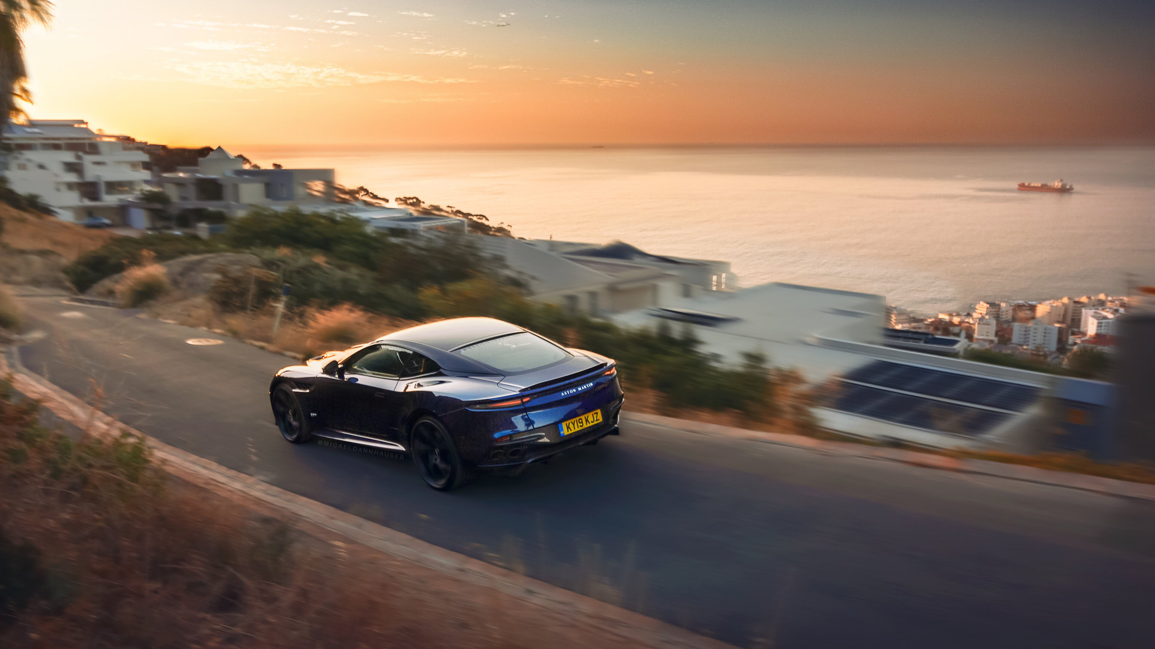 多项目中游泳选手体现团队成长潜力,业余游泳队